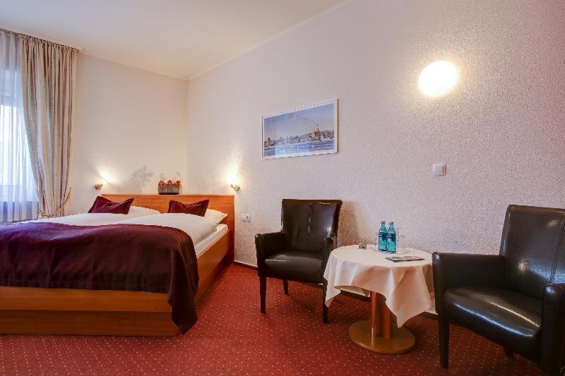 Ina Hotel Consul 킬 객실 사진